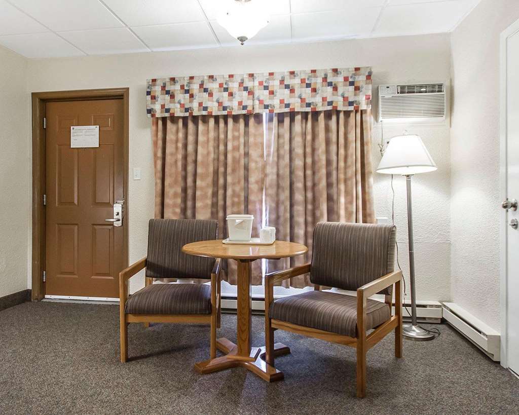 Rodeway Inn Grand-Sault Chambre photo