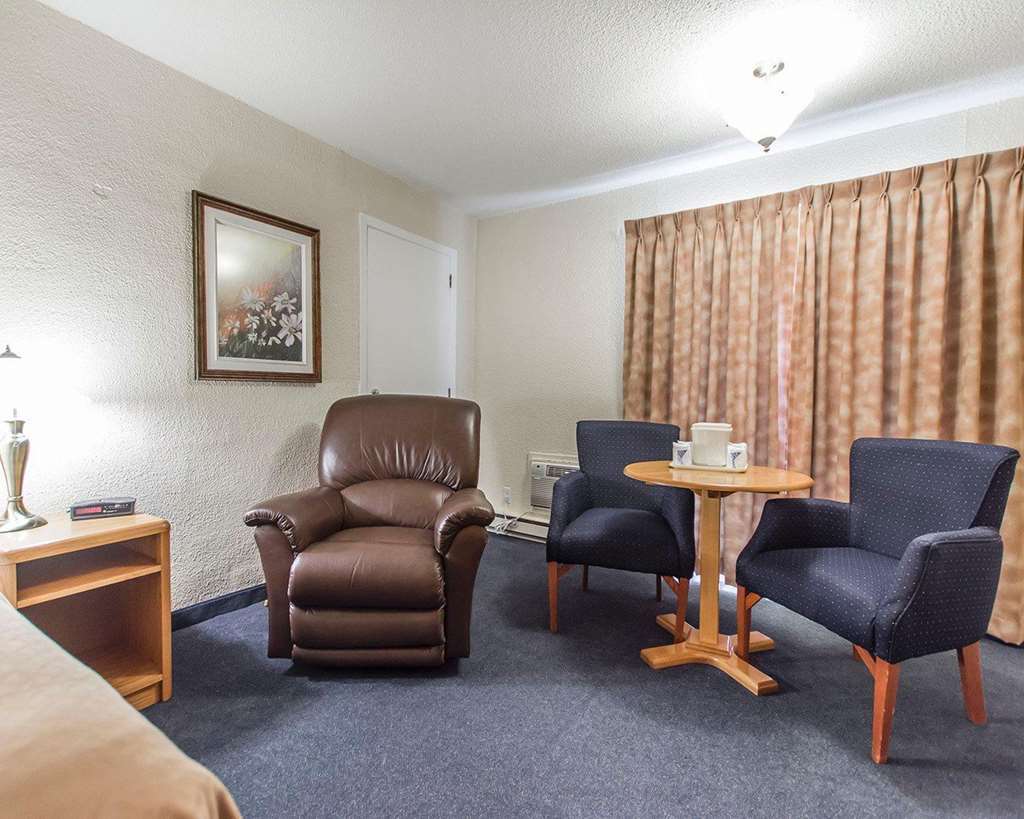 Rodeway Inn Grand-Sault Chambre photo